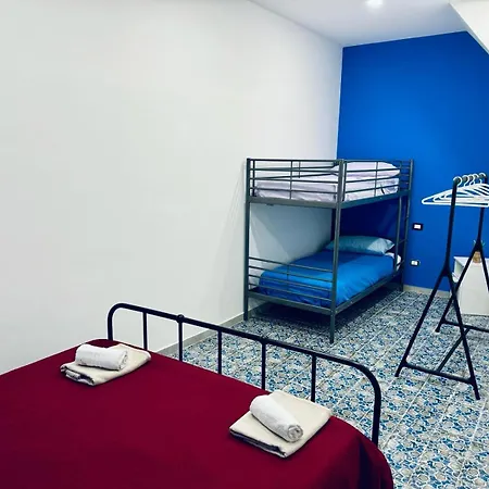 Corleone Home Frühstückspension 3*